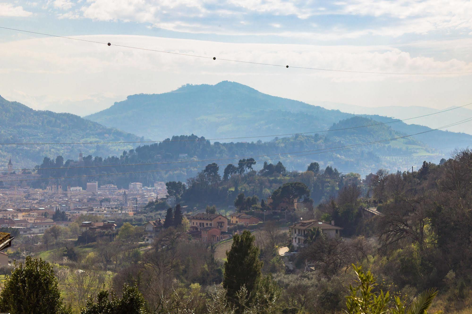 Le Monachette Bed & Breakfast Ascoli Piceno Exterior photo